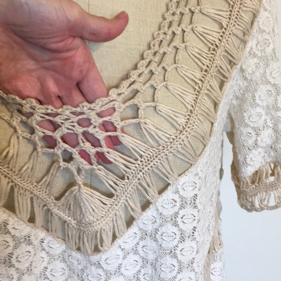 Umgee Tan/Cream Crochet/Macrame Boho Tunic Sz M - Picture 2 of 8